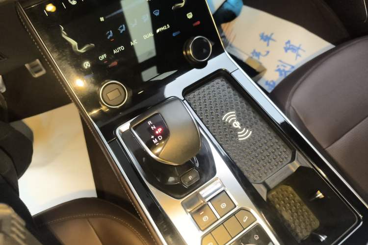 Used JETOUR X90 2022 Zilong 2.0T DCT Changsheng Edition 5-seater
