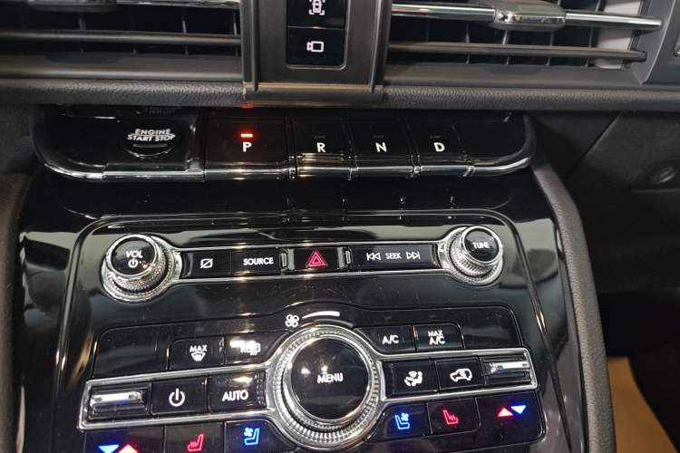 Used Lincoln Corsair 2020 2.0T Two-Wheel Drive Luxury Edition
