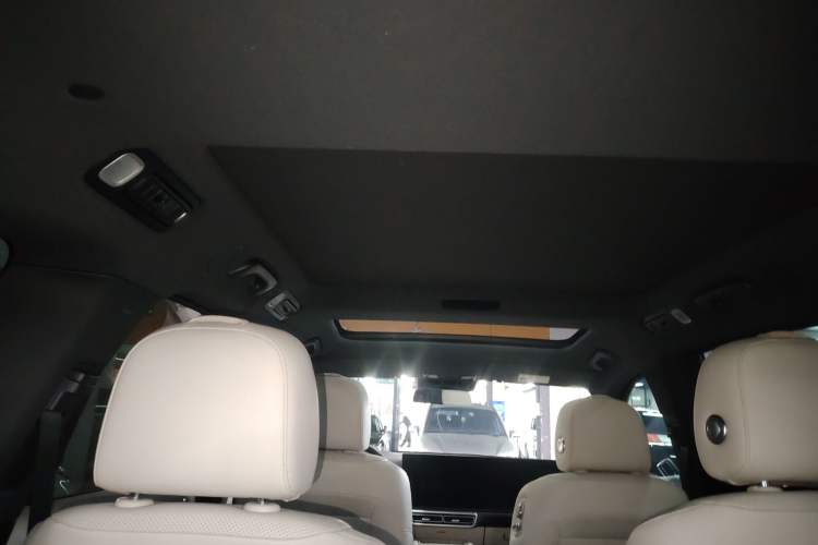 Used Li Auto L8 2023 Pro Model