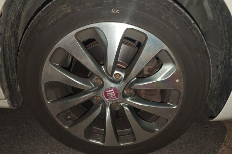 Used Fiat Viaggio 2015 1.4T Manual Enjoyment Edition