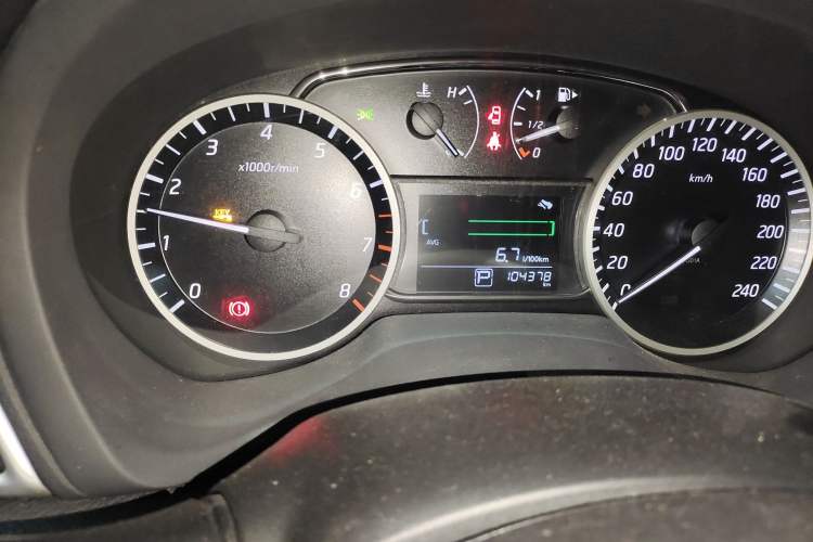 Used Nissan Sylphy 2019 1.6XV CVT Smart Connect Luxury Edition China V Standard Odometer Close Up