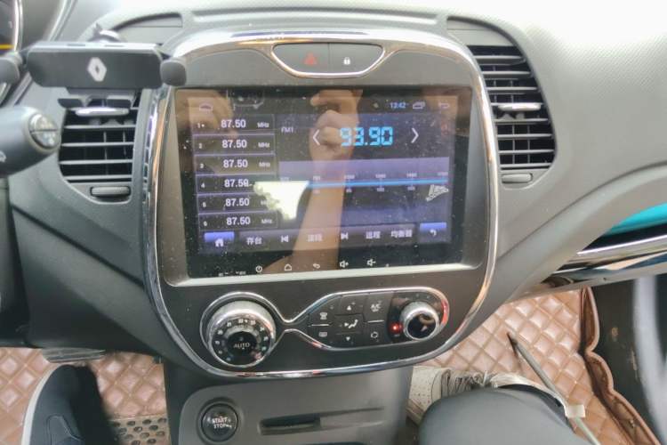 Used Renault Captur 2015 1.2T Automatic Comfort Edition
