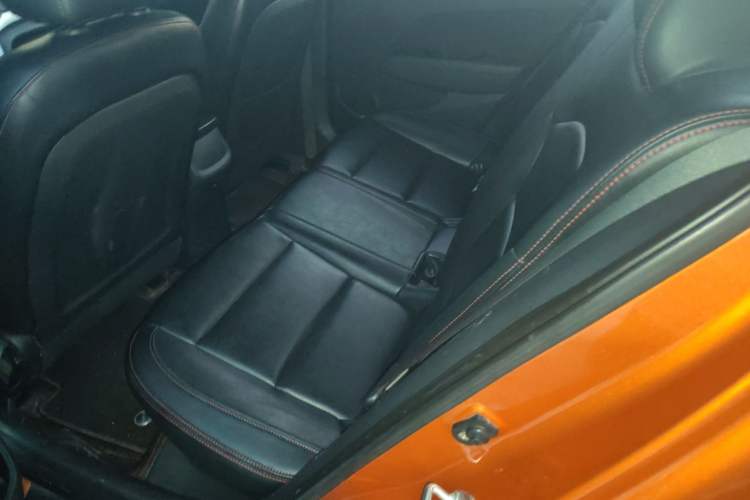 Used Hyundai Elantra (6th Generation / Lingdong) 2016 1.6L Automatic ZhiXuan – Elite Version Left Rear Seat