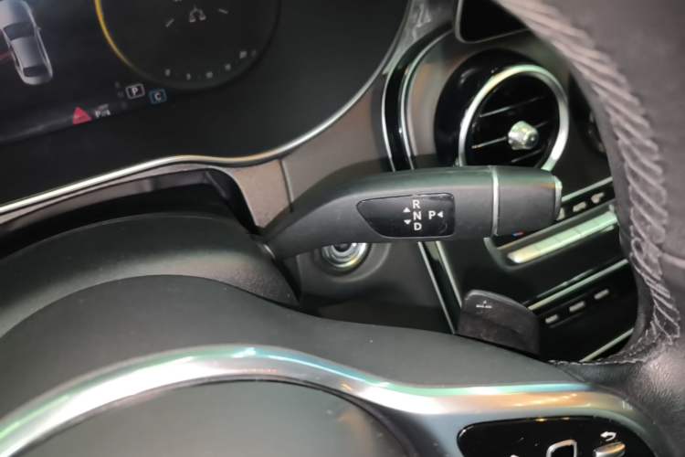 Used Mercedes-Benz C-Class 2019 Restyled C 260 L Sport Edition Gear Lever