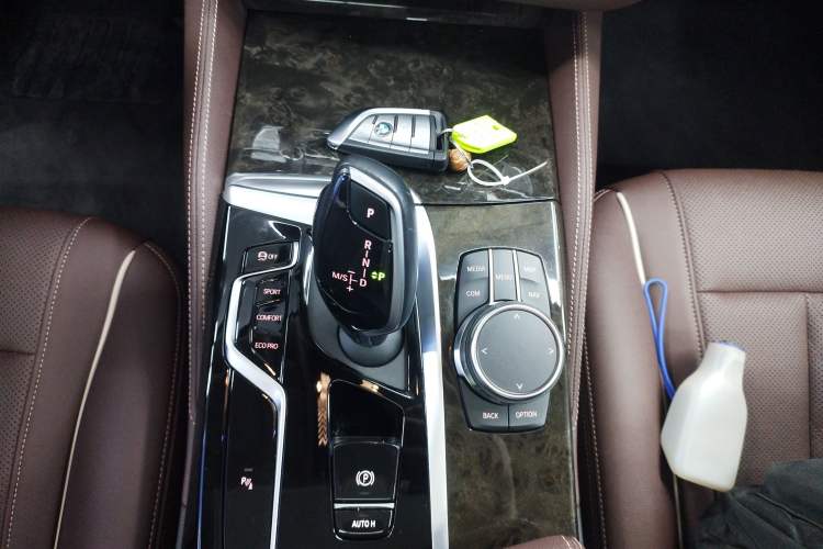 Used BMW 5 Series 2022 Second Facelift 525Li Luxury Package