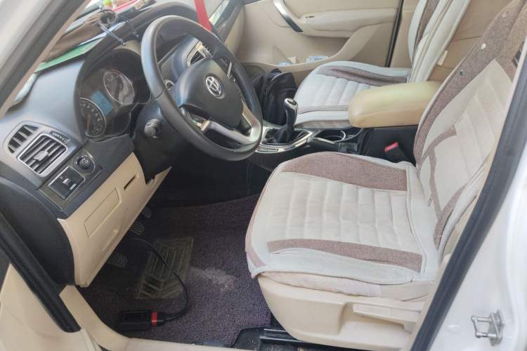 Used Brilliance V5 2012 1.6L Manual Luxury Model Left Front Seat