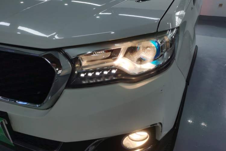 Used Haval H1 2016 Revised Version Blue Badge 1.5L AMT Luxury Edition
