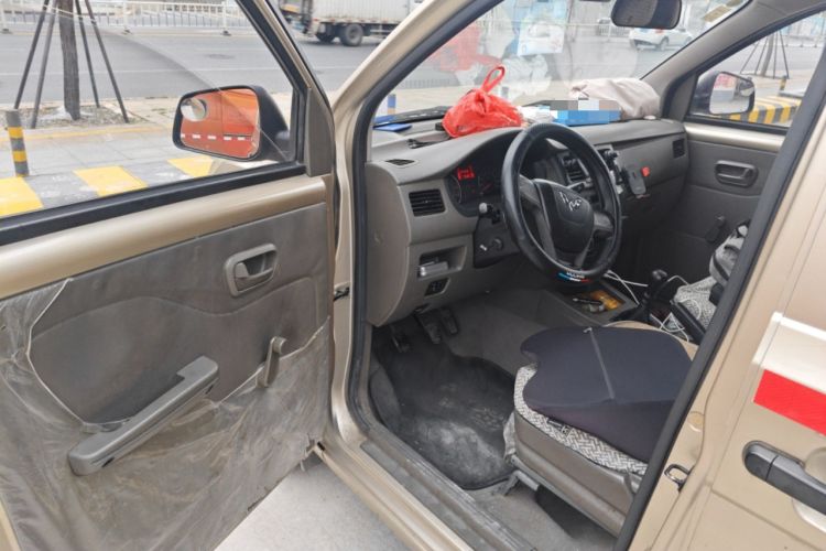 Used Wuling Rongguang V 2019 1.5L Window-Sealed Utility Model China VI LAR