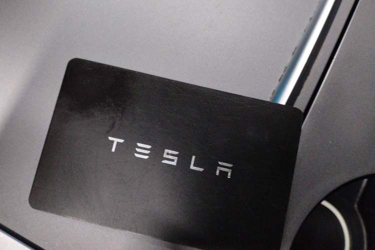 Used Tesla Model Y 2021 Standard Range Rear-Wheel Drive Version Interior 1