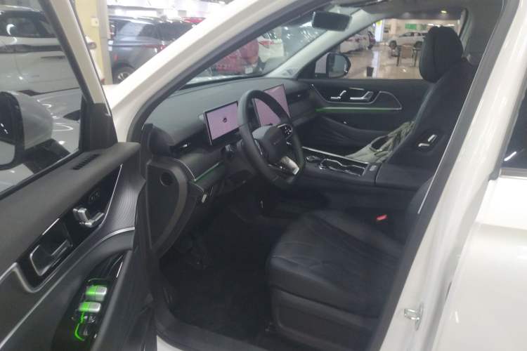 Used Chery Fengyun T9 2024 120 Long-Range Comfort Version 7-Seater Lithium-Ion Battery
