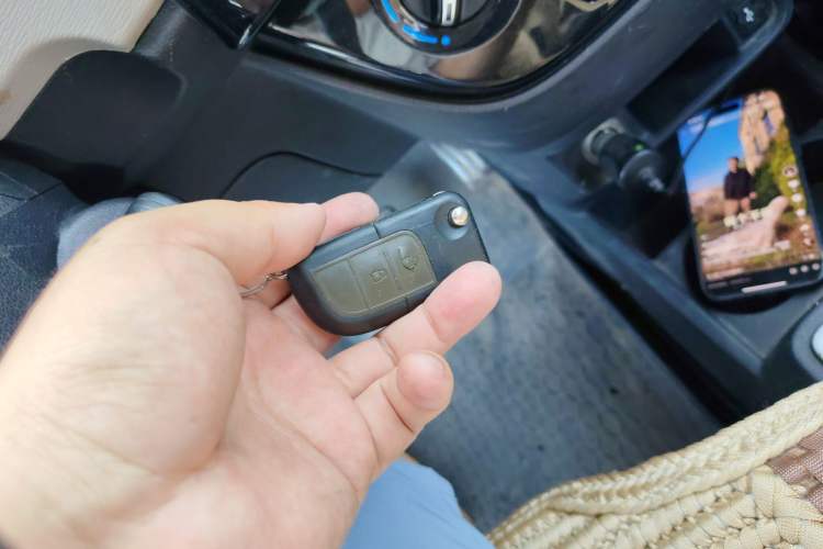 Used Oshan Olisway 2013 1.2L Manual Elite Model
