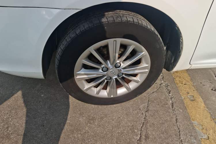 Used Geely Auto Diamond 2016 1.5L Manual Elite Edition