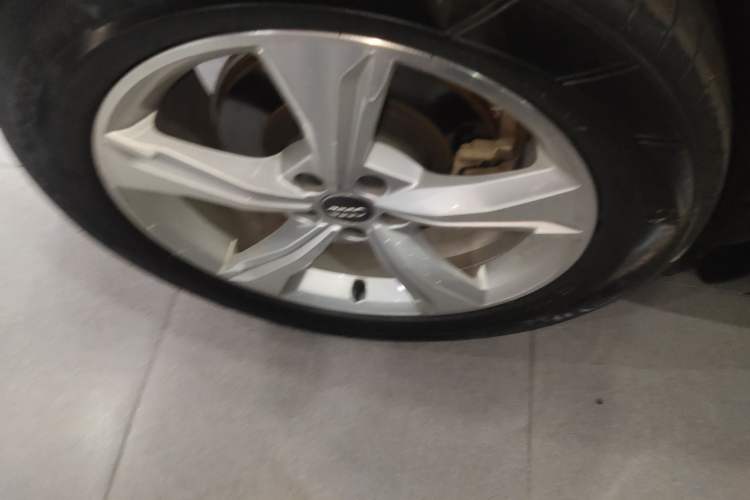 Used Audi Q5L 2018 40 TFSI Prestige Edition China VI Emission Standard