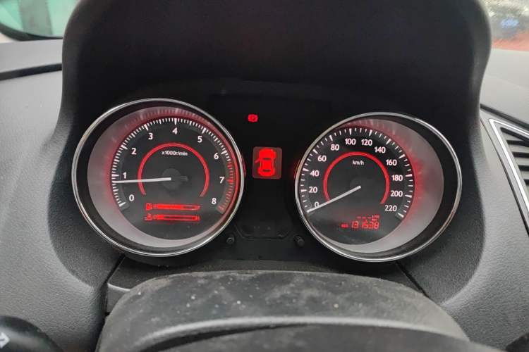 Used Bestune B50 2013 1.6L manual luxury version
