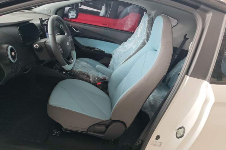 Used Chery QQ Little Ant 2024 Revised Version Youth Edition 251 km True Love Edition 25.05 kWh Driver Seat