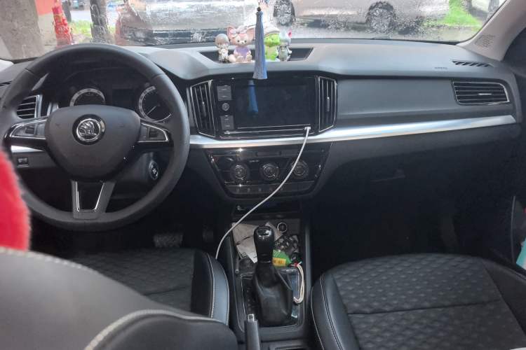 Used Skoda Kamiq 2018 1.5L Automatic Comfort Edition China V Standard Center Console