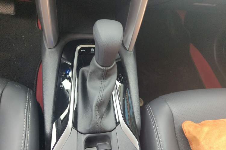 Used Toyota Corolla Cross 2024 2.0L Pioneer Edition
