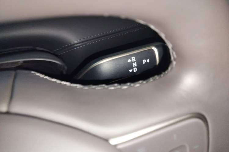 Used Nio ET9 2025 100 kWh Gear Lever