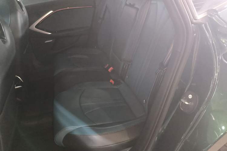 Used MG 7 2025 2.0T 405 AT Luxury Edition