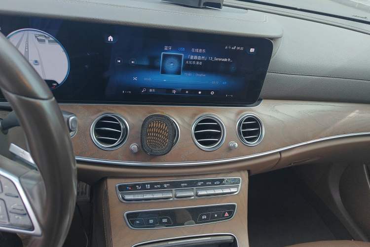 Used Mercedes-Benz E-Class 2021 Facelift E 300 L Stylish Edition Audio And AC Panel