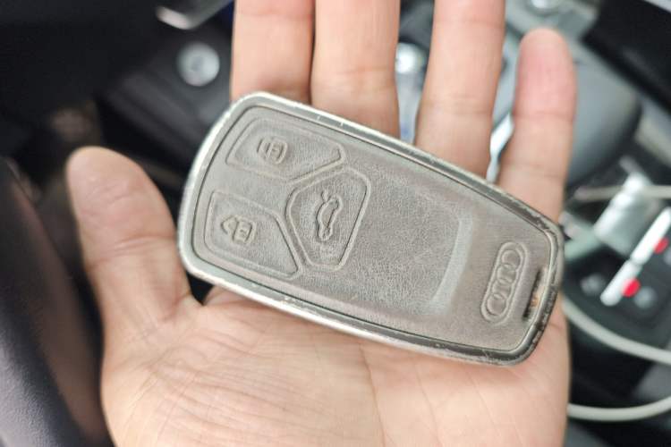 Used Audi Q5L 2022 40T Luxury Dynamic Model