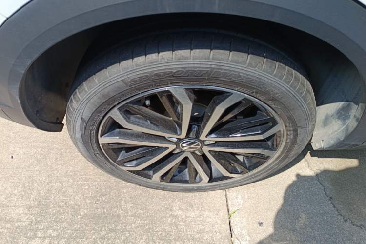 Used Volkswagen T-ROC 2021 280TSI DSG Two-Wheel Drive Comfort Connect 30th Anniversary Edition