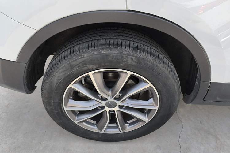 Used Geely Auto Emgrand X7 Sport 2021 Million Edition 1.8TD DCT Two-Wheel Drive Comfort Model Exterior 5