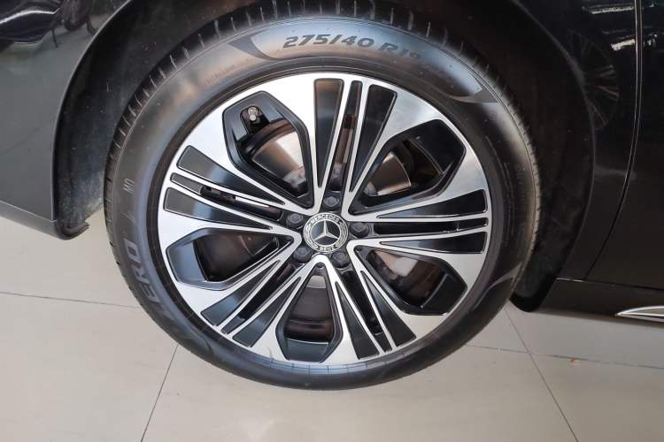 Used Mercedes-Benz E-Class 2024 Facelift E 300 L Fashion Sport Edition