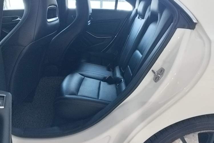 Used Mercedes-Benz CLA 2016 Facelifted CLA 200 Stylish Edition
