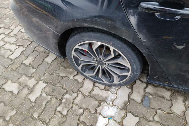 Used Ford Focus 2021 Sedan EcoBoost 180 Automatic ST Line Right Rear Wheel Hub