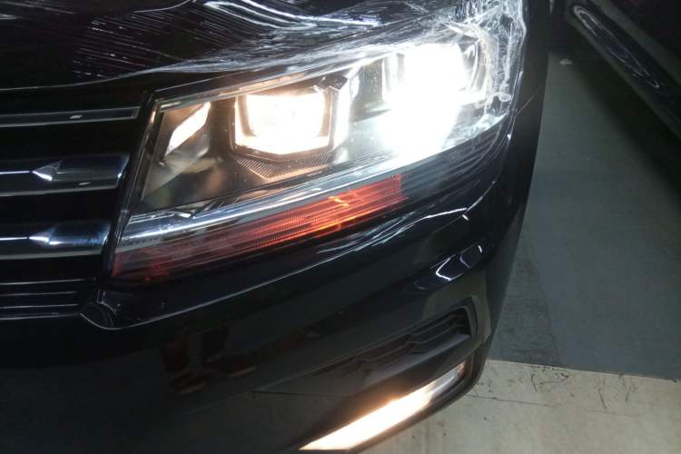 Used Volkswagen Tiguan L 2019 330TSI Automatic Two-Wheel Drive Luxury Edition China VI Standard