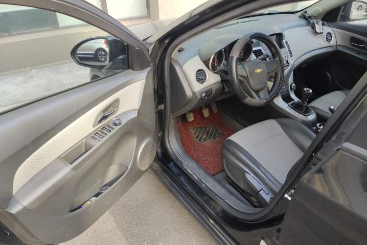 Used Chevrolet Cruze 2013 1.6L SE MT