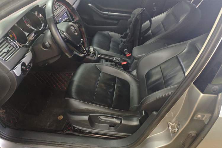 Used Volkswagen Sagitar 2017 1.6L Automatic Comfort Model Left Front Seat