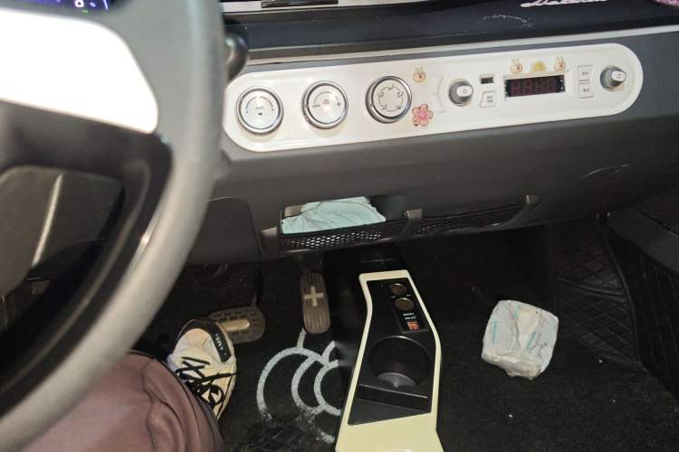 Used Wuling Hongguang MINIEV 2021 Macaron Premium Model – Lithium Iron Phosphate
