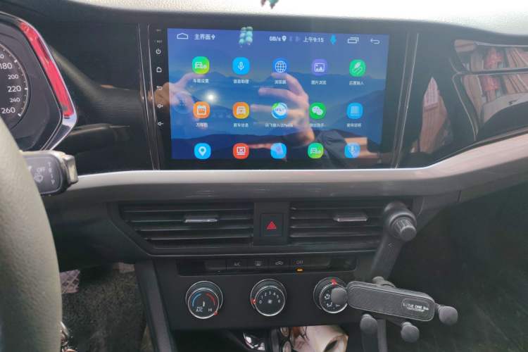 Used Volkswagen Bora 2020 1.5L Automatic Fashion Edition Audio And AC Panel