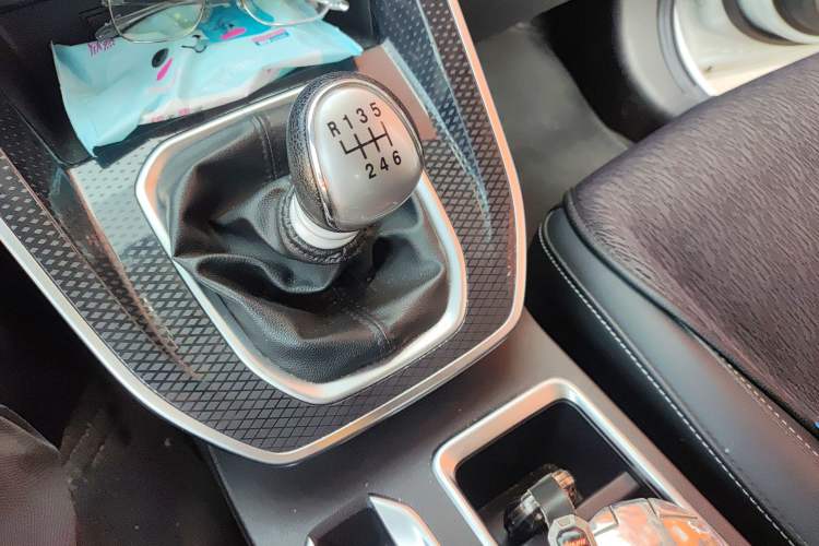 Used Haval M6 2021 PLUS 1.5T Manual Luxury Smart Connectivity Model