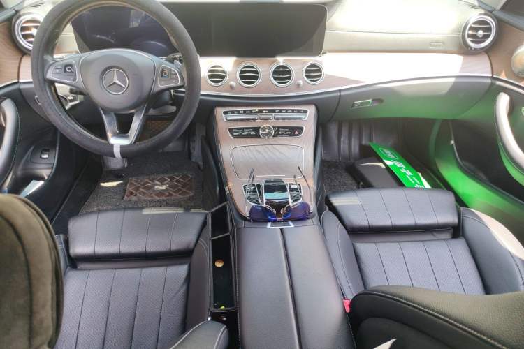 Used Mercedes-Benz E-Class 2018 Facelift E 200 L

