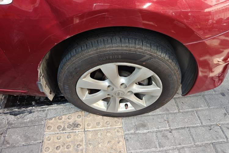 Used Nissan Tiida 2011 1.6L CVT Comfort Model
