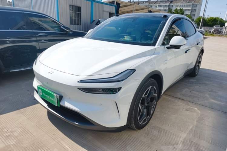 Used ONVO L60 2024 60 kWh Rear-Drive Version