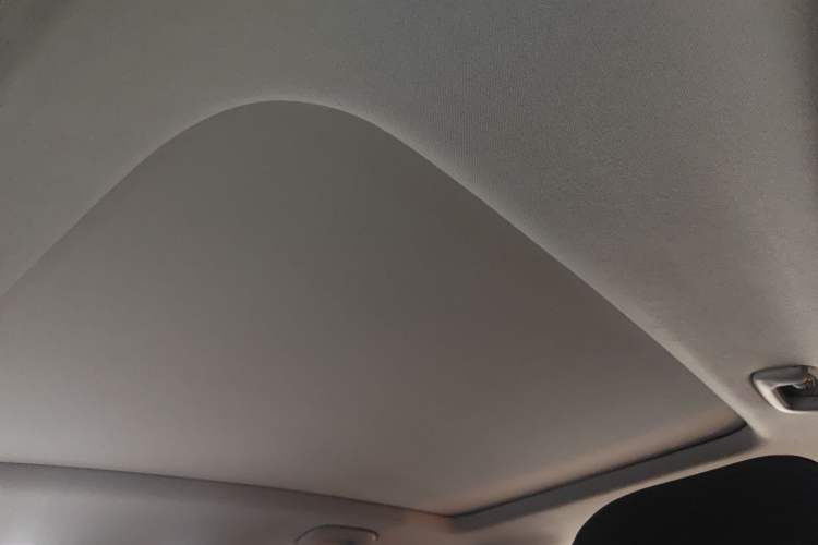 Used Hyundai ix35 2023 Musso 2.0L Flagship Edition TOP Headliner