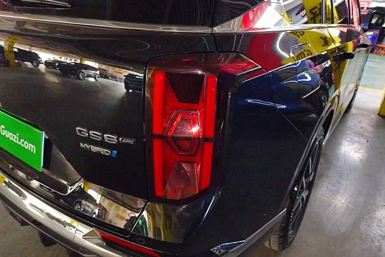 Used GAC Trumpchi GS8 2024 Dual-Motor Series 2.0TM Four-Wheel Drive Premium Edition
