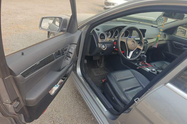 Used Mercedes-Benz C-Class 2013 C 260 CGI Fashion Model