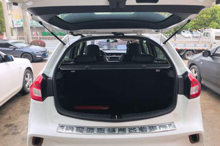 Used Geely Auto Vision X3 2017 1.5L Automatic Luxury Model
