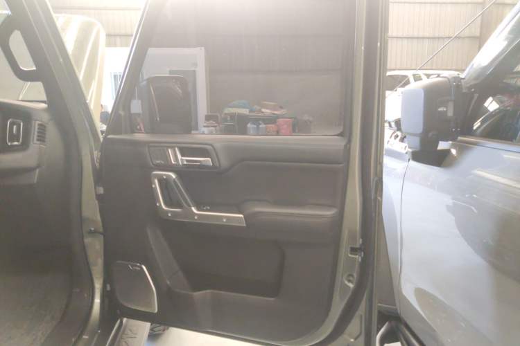 Used 212 T01 2024 2.0T Mechanic