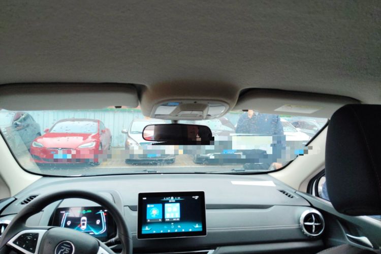 Used BYD Yuan New Energy 2019 EV535 Smart Connect Trendsetting Model
