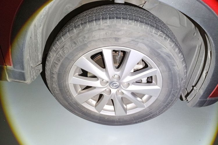 Used Mazda CX-5 2015 2.0L Automatic Two-Wheel Drive Urban Version Right Front Wheel Hub