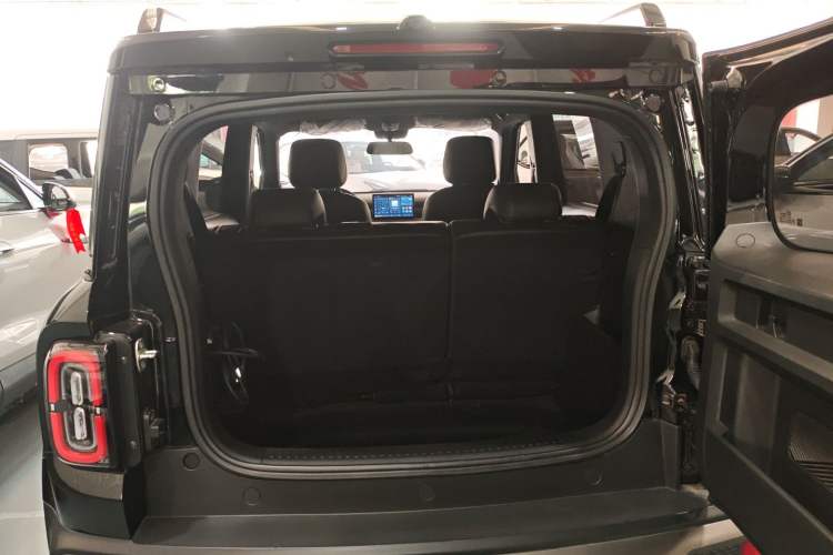 Used Baojun Spark EUV 2025 Flagship Edition 5 Seats Trunk