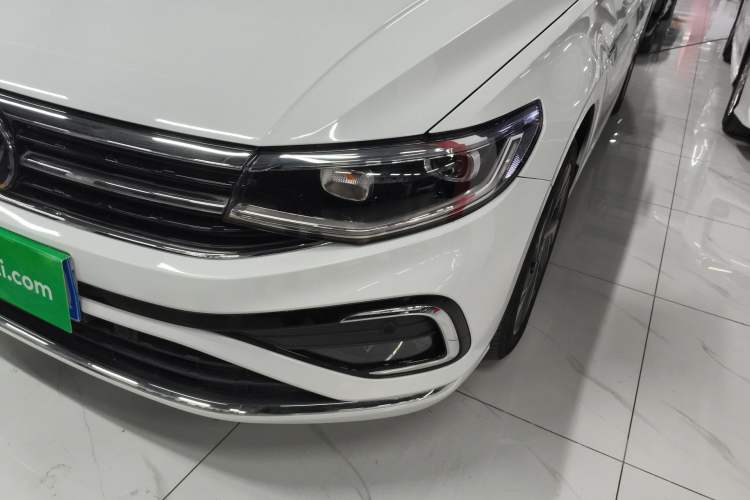 Used Volkswagen Bora 2023 300TSI DSG Prestige Edition
