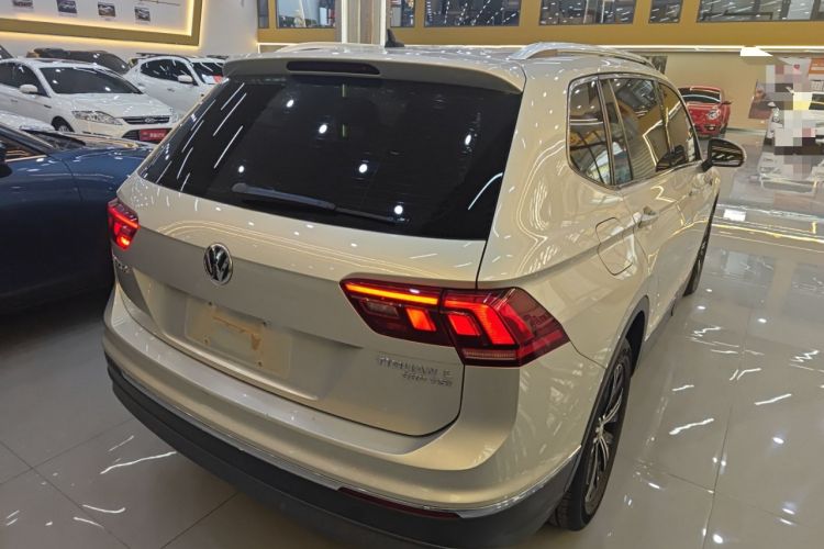 Used Volkswagen Tiguan L 2019 330TSI Automatic Two-Wheel Drive Panoramic Comfort Edition China V Standard
