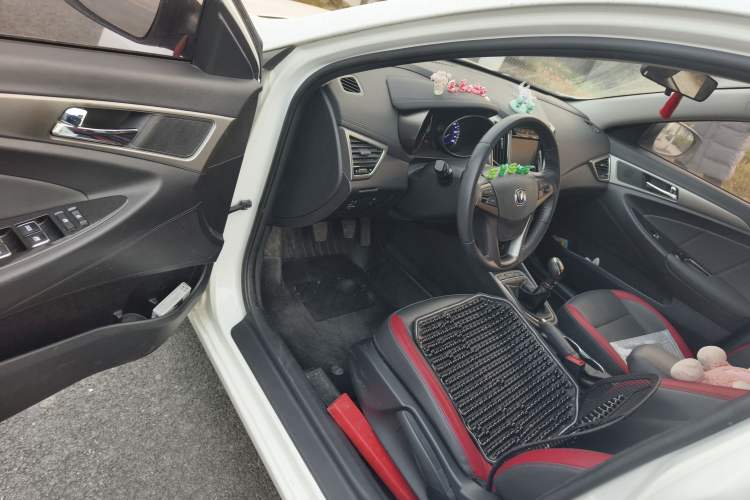 Used Changan Eado 2016 1.6L Manual Junku Model
